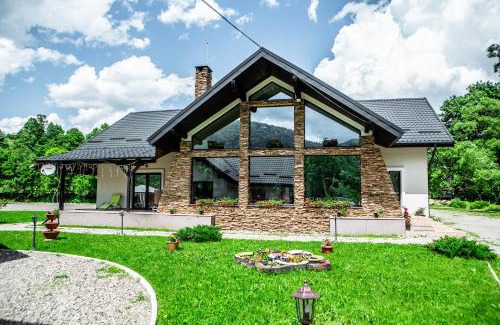 Vama House | Pensiunea ARC Bucovina