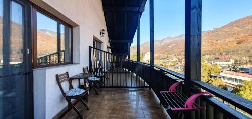 Caciulata House | Pensiunea Bucura