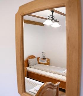 Orlat Bed & Breakfast | PENSIUNEA ILEANA "Adults Only"