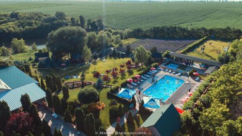 Marculesti House | Pensiunea La Iepurasi