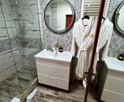 Slanic Bed & Breakfast | Pensiunea PORTAS RESORT