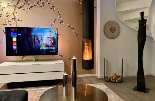 Prora Apartment | Penthouse mit Kamin, Dachterrasse, Meerblick, Gasgrill, Klimaanlage, Luxus-Design-Apartment, 2 Minuten zum Strand