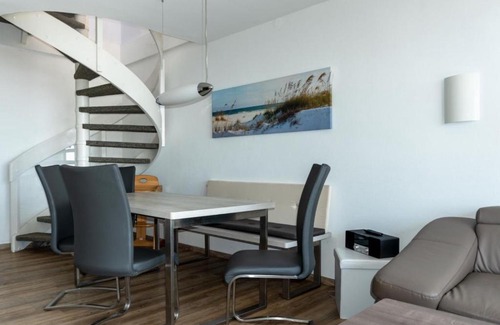 Damp Apartment | Penthouse Schwalbennest