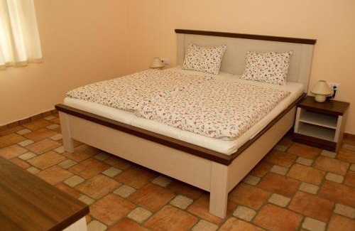 Osvetimany House | Penzion Malovaný