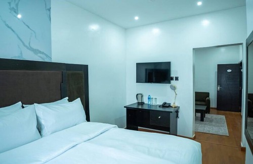 Lekki Hotel | PEPE Suites