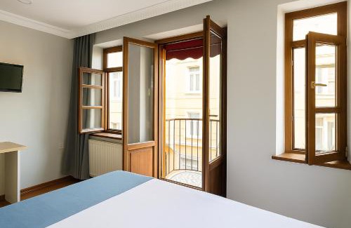 Taksim Apartment | PeraHomes