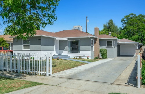 Fresno House | Perfect 4B/2Bth for Business and Nat'l Park Visit
