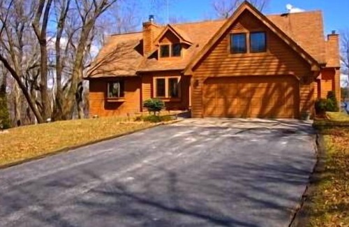 Detroit Lakes House | Perfect! Beautiful Lake House/Fun in the Sun Luxury