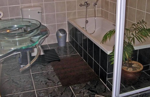 Caledon Cottage | Perfect cottage for a couple or a family with full DSTV and braai room.