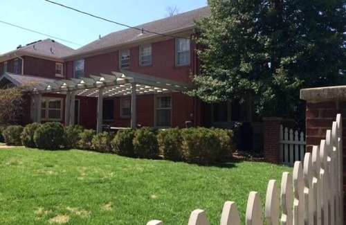 Highlands Douglass House | Perfect Derby Home, Charming Highlands Colonial