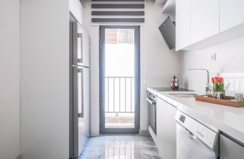 Uludag Apartment | Perfect Flat, 3 min to Metro, 15 min to Vialand