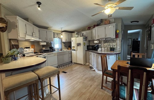 West Point House | Perfect for Fishermen, Workers, and Families. Close to Kia with huge turnaround