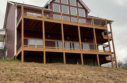 Somerset House | Perfect Lake House on Lake Cumberland
