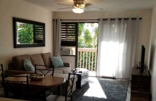 Nawiliwili Condo | Perfect location for exploring, steps from the beach!!
