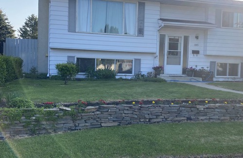 Wetaskiwin House | Perfect place to be away from big city yet close and close to Edmonton airport