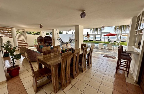 La Libertad House | Perfect Place To Relax And Have Fun