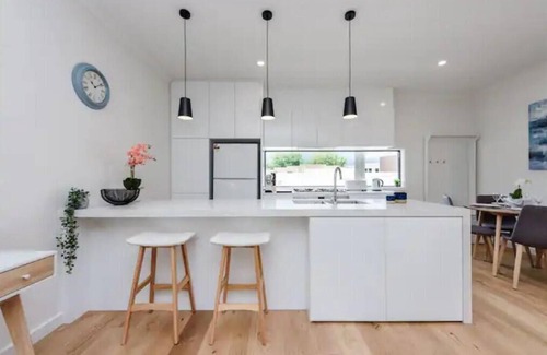 Port Melbourne House | Perfect Port Melbourne Townhouse