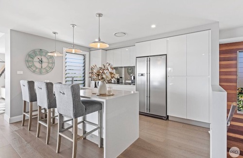 Soldiers Point House | Perfect Sea Side Family Home