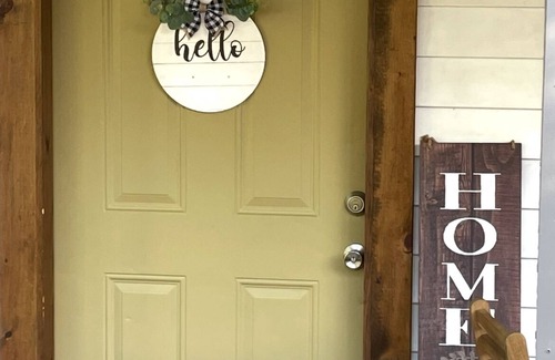 Atlanta House | Perfectly located cute clean family friendly 4-bdrm house in upper westside ATL.