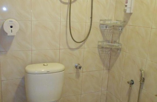 Kampung Kedawang Hotel | Perintis Motel Cenang