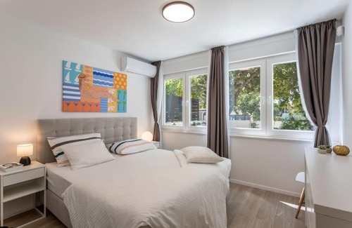 Dugi Rat Apartment | Perla