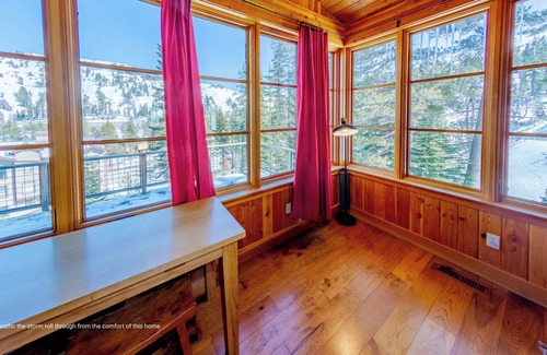 Kirkwood Ski Chalet | Perle du Bois - Ski in/Ski out 6 bedroom luxury home in Palisades at Kirkwood