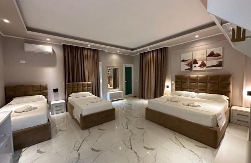 Palase Hotel | Perseus Hotel