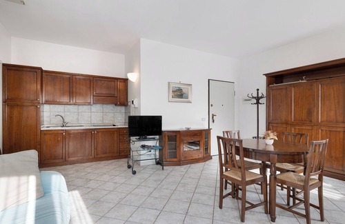 Varigotti Apartment | Pet-Friendly Apartment "12 Mehari" with Balcony & Wi-Fi