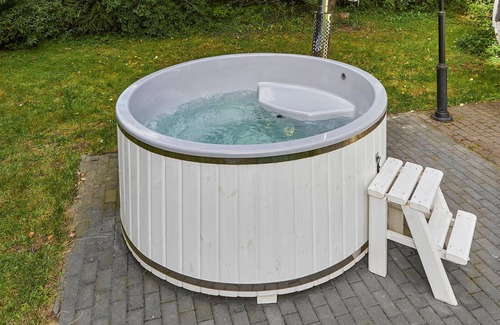 Sarbsk House | Pet friendly home in Sasino with sauna