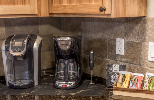 Ronald House | Pet Friendly, Hot Tub, EV Charger & Skiing/Snowmobile trails near by!