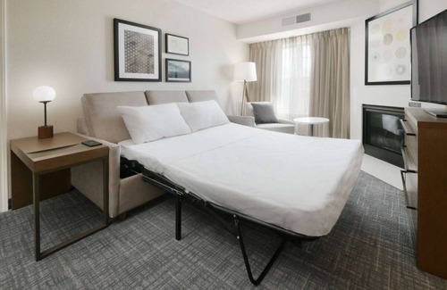 Fossil Creek Hotel | Pet-friendly Property! Outdoor Swimming Pool, Free Parking and Breakfast!