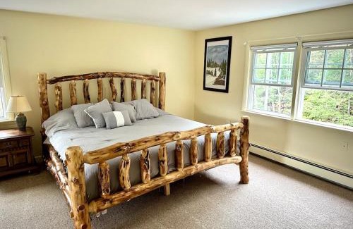 North Woodstock House | Pet-friendly Rustic Mtn Home PLUS Apt