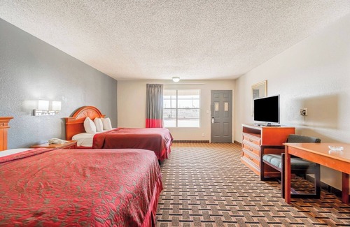 Vernon Hotel | Pet-Friendly Stay w/Spacious Layout – Perfect for Extended Relaxation