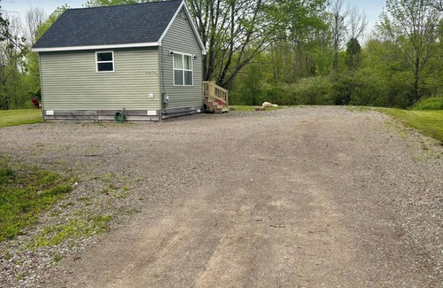 Pulaski Cottage | Pet Friendly Tiny House Near Salmon River!