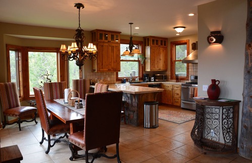 Castle Valley House | Pet friendly tranquil 3-bedroom house in Castle Valley, close to Moab and Arches