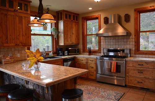 Castle Valley House | Pet friendly tranquil 3-bedroom house in Castle Valley, close to Moab and Arches