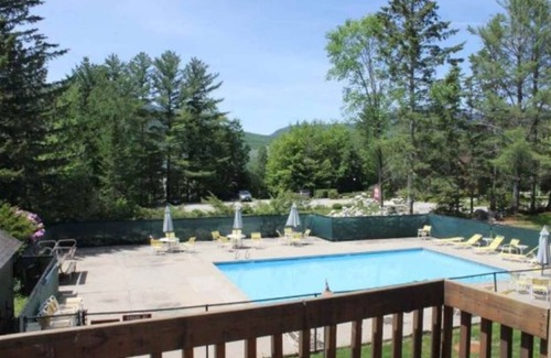 Waterville Valley Condo | Pet Friendly Waterville Valley Condo with outdoor Pool and easy walk to Town Square (WHD41V)