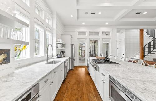 Watercolor House | Pet Friendly WaterColor 4BR Home in the Lake District home