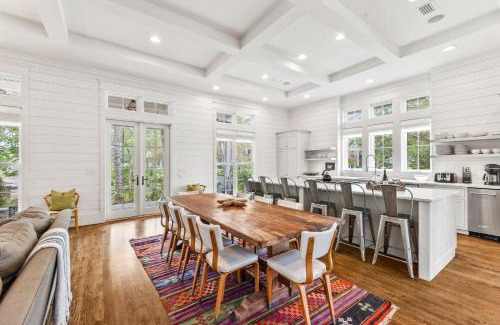 Watercolor House | Pet Friendly WaterColor 4BR Home in the Lake District home
