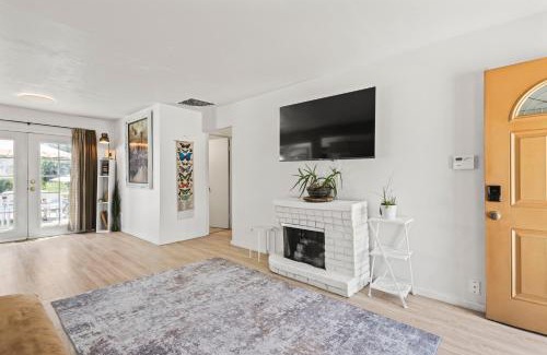 University Hills House | Petals 4 Pollinators Peaceful Stay In Denver