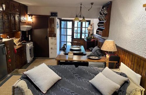 Eptalofos Ski Chalet | Petit Chalet