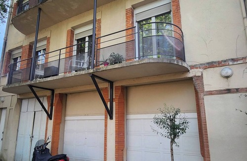 Toulouse City-Centre Apartment | Petit Confort - T3 Proche Commodités - Parking