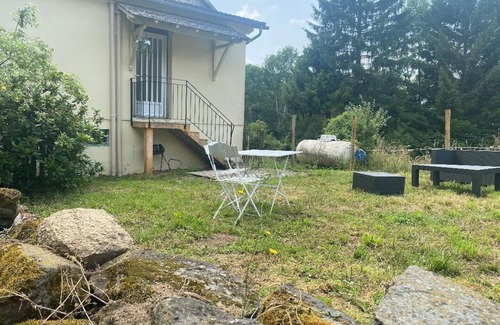 Giat House | Petit Gîte en Auvergne Entièrement Rénové