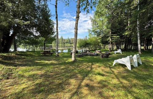 Val Morin Apartment | Petit Train du Nord - KM 39 - Cedar Creek GetAway