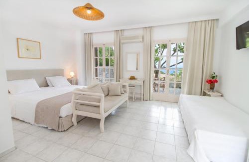 Taxiarchis House | Petrino