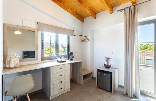 Lepreo Condo | Petrino Serene Nest - Delightful Gem