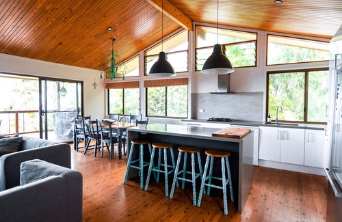 Point Lookout House | Pets Allowed - This large family beach house also has great ocean and.
