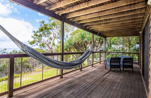 Point Lookout House | Pets Allowed - This large family beach house also has great ocean and.
