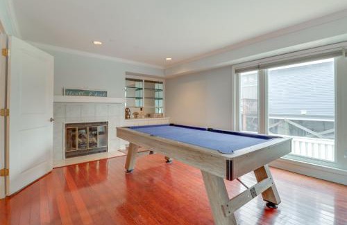 Willoughby Spit House | Pets Welcome Beachfront Family Retreat in Norfolk