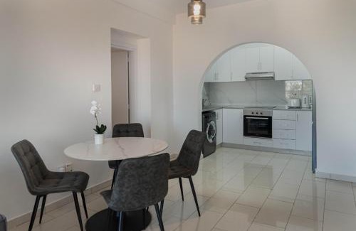 Old Town Apartment | Phaedrus Living Golden Seaview Residence